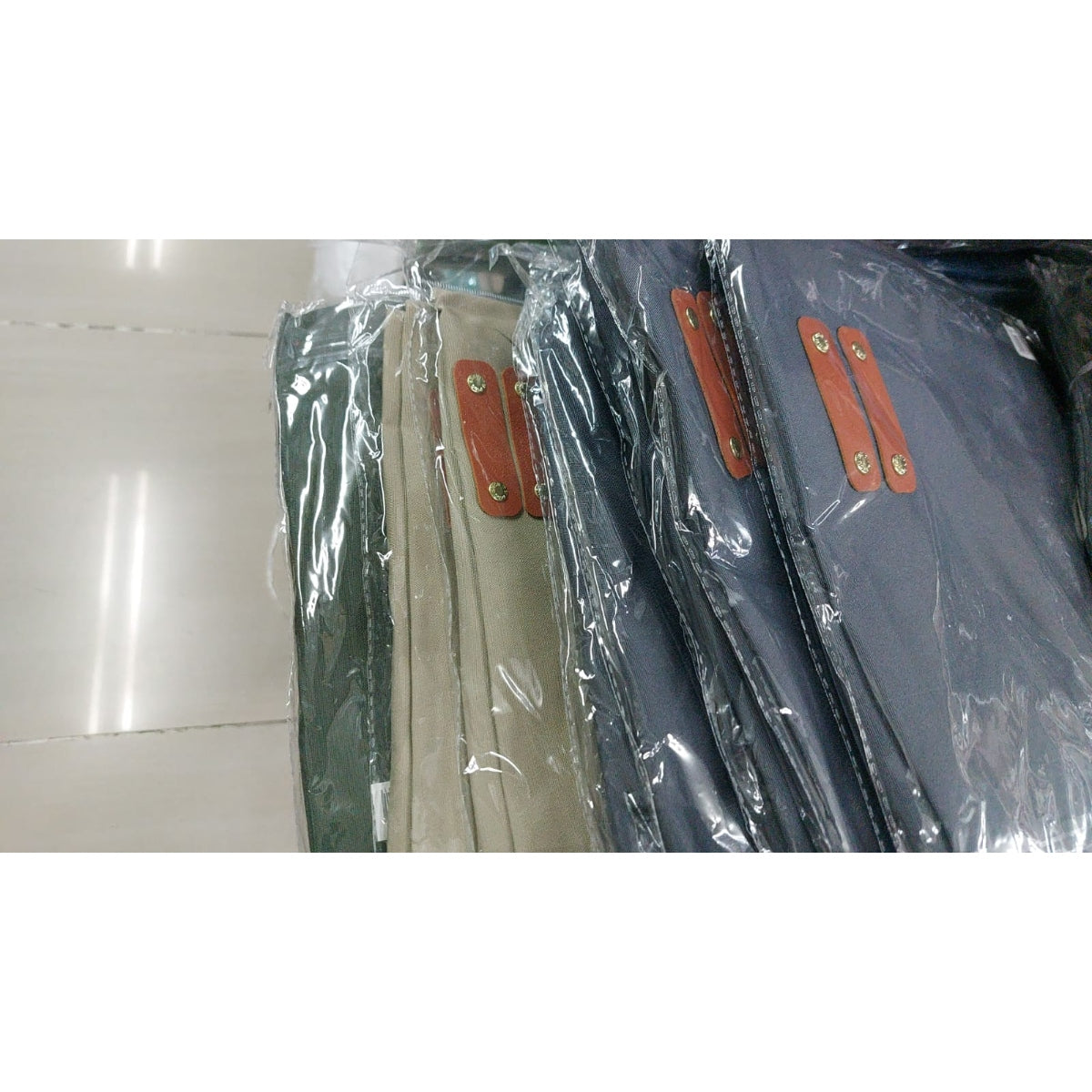 Professional Apron with Pockets and Pen Holder