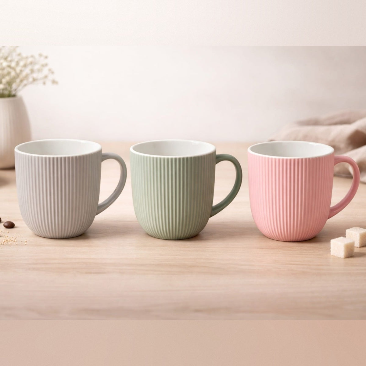 Colorful Porcelain Mug with Elegant Line Design