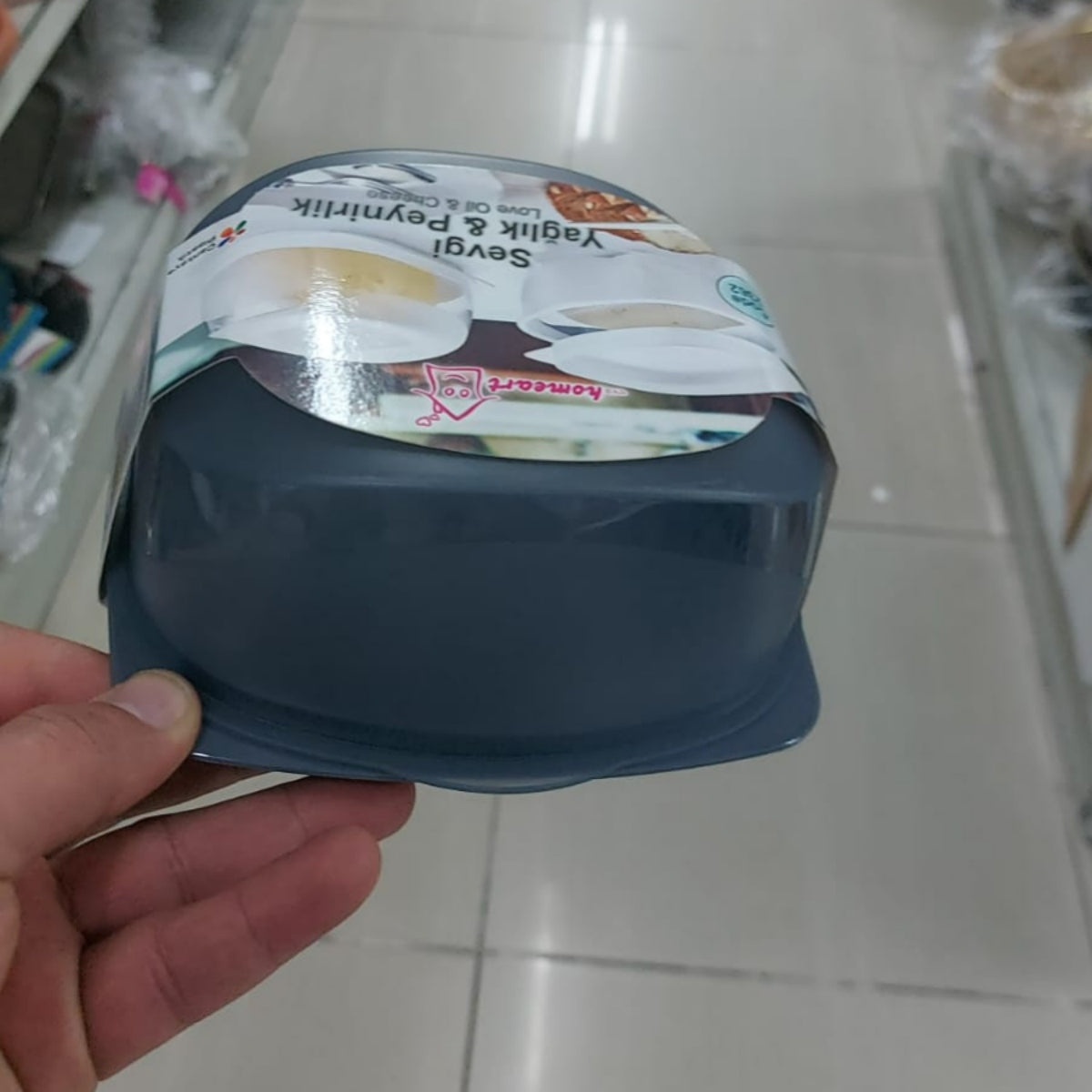 Small Plastic Cheese Keeper and Presentation Board