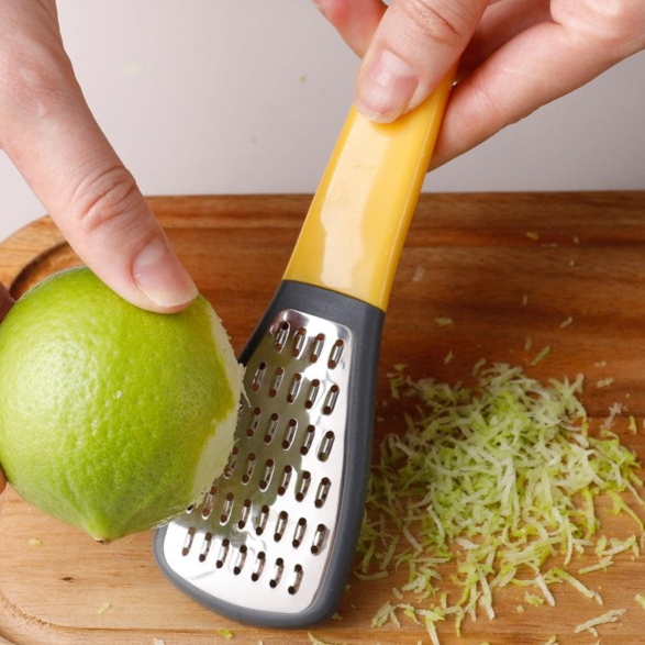 Small Grater with plastic handle - Lunaz Shop