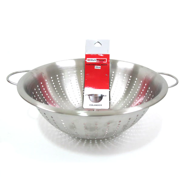 Stainless Steel punching colander; 27 cm - Lunaz Shop