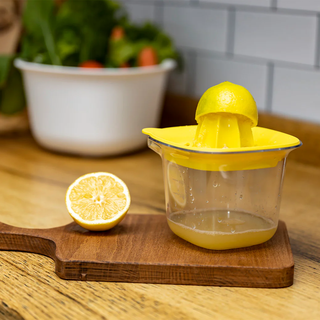 Transparent Square Lemon Squeezer - Lunaz Shop