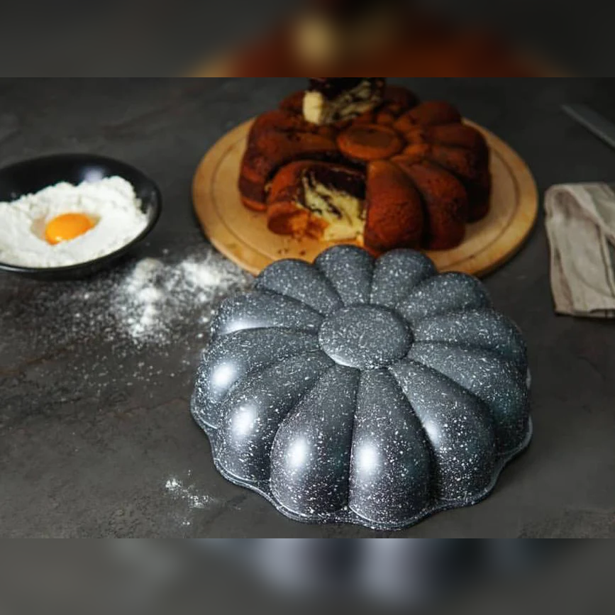 DOSTHOFF CAST ALUMINIUM GRANITE FLOWER CAKE PAN 26.5 CM - Lunaz Shop