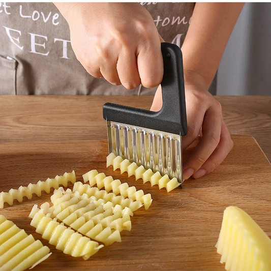 Wavy Vegetable and Potato Cutter - Lunaz Shop
