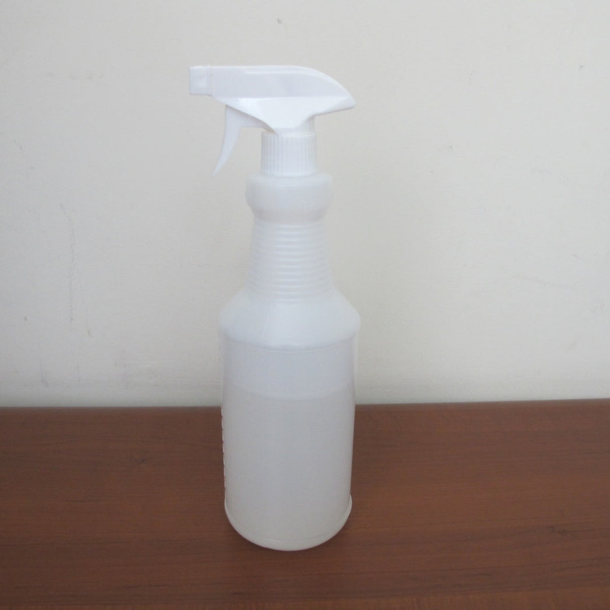 Plastic White Sprayer Bottle XL