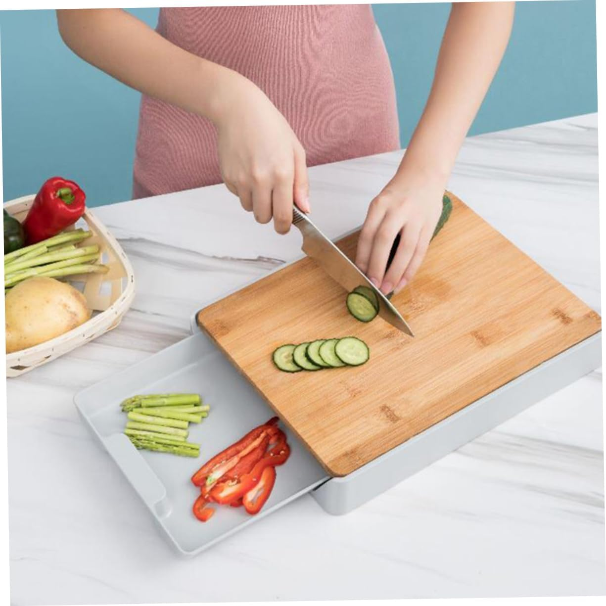 Bamboo Cutting Board with Plastic Drawer