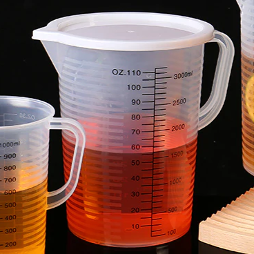 High Quality Plastic Measuring Cup w Cover