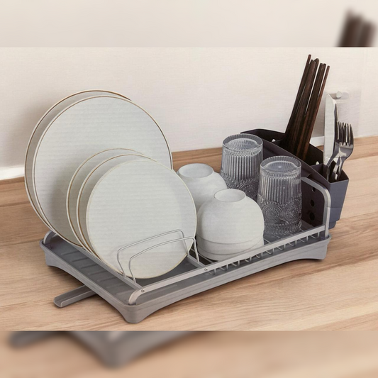 Aluminum Dish Rack with Plastic Tray and Spout